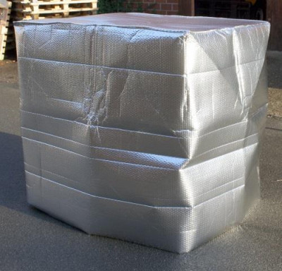 Thermo-Schutzhaube standard - für IBC 1000 Ltr. 120x100x116/120 cm - gebraucht Thermo-Schutzhaube standard - für IBC 1000 Ltr. 120x100x116/120 cm - gebraucht